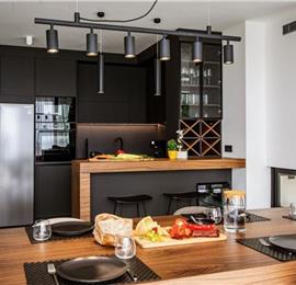 5-Bedroom Luxury Sea-View Villa with Infinity Pool near Dubrovnik – Sleeps 10